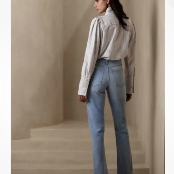 NWT Banana Republic jeans. Size 29 - Picture 2 of 7